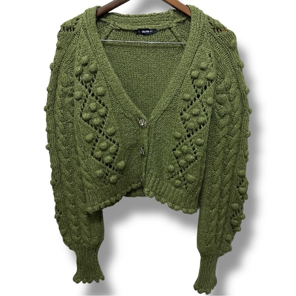 176 Dilvin | Turkey EUC Knit Bobble Olive Green Cable Cardigan Sweater (size M) - Picture 3 of 10